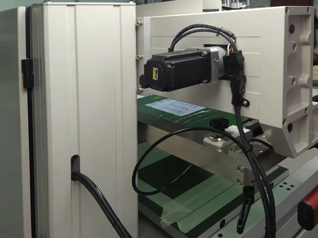 ATMA AT-60PD система перемещения печатающей головки - сервомотор